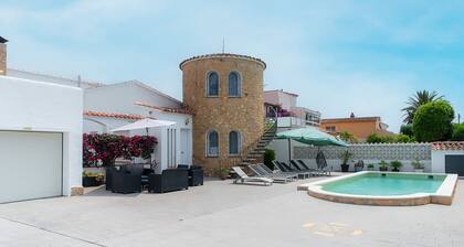 WELCS CASA 111 EMP con piscina