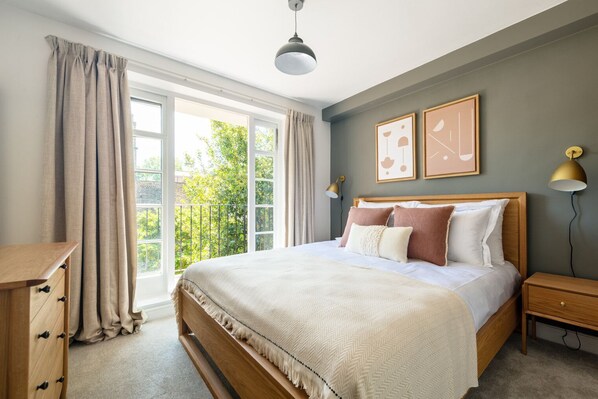 1 sovrum, strykjärn/strykbräda, wi-fi och sängkläder