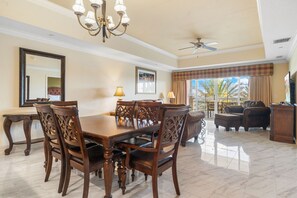 Interior - Villas North Charm: Free Water Park, Pool, Near Disney (Kissimmee)