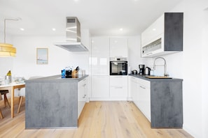 Imagen sin descripción, 5 de 28, botón