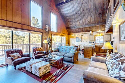 Enchanting dog-friendly cabin with large deck & fireplace - near skiing & golf