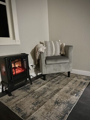 Interior -  3 Bedroom 1 Bath Home with Karaoke, PS4 & Games, Sleeps 8 (Galena)