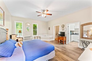 10 bedrooms, desk, iron/ironing board, travel crib