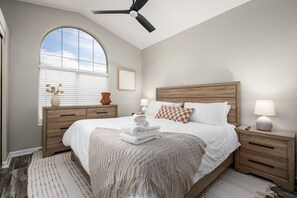 Iron/ironing board, travel cot, free WiFi, bed sheets