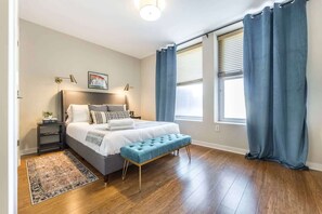 2 chambres, fer et planche à repasser, Wi-Fi, draps fournis