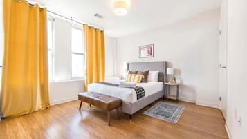 2 habitaciones, tabla de planchar con plancha, wifi y ropa de cama