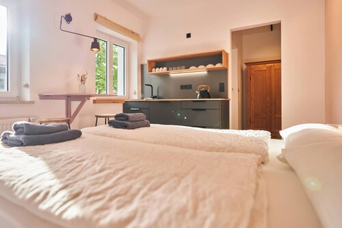 Guest House 'Alte Seifensiederei - Malala' with Shared Terrace, Shared Garden and Wi-Fi