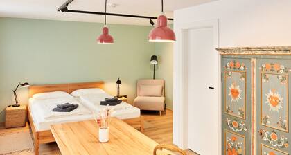 Guest House 'Alte Seifensiederei - Rainer Maria' with Shared Terrace, Shared Garden and Wi-Fi
