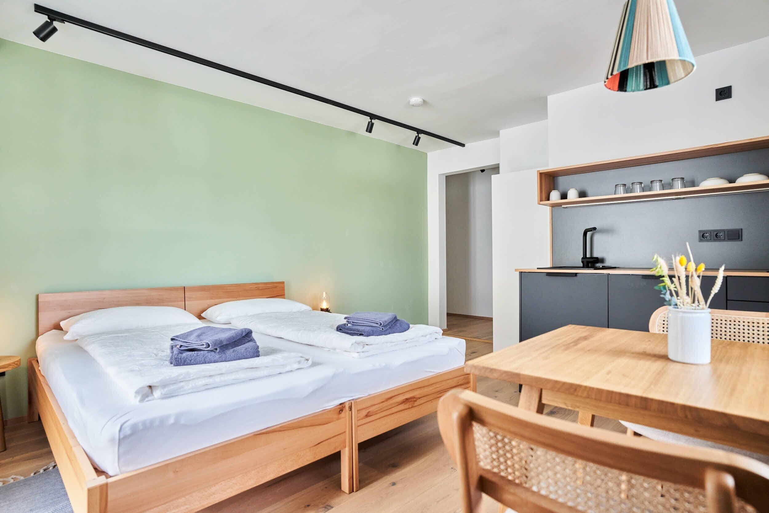 1 soverom, wi-fi (inkludert) og sengetøy