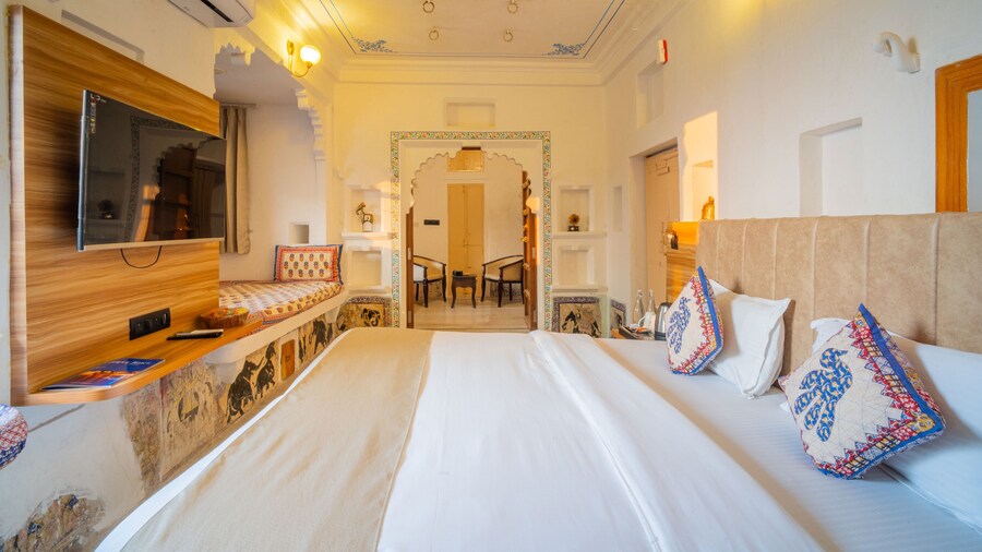 Amoraya Hotels & Resorts