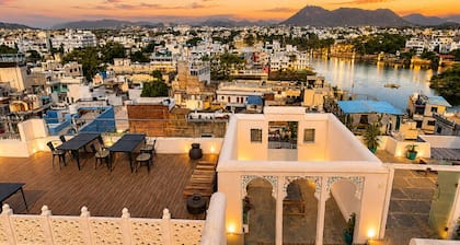 Amoraya — A Lake View Heritage Haveli (Old City Udaipur)