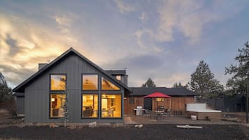 Villa (5 Bedrooms) | Voorkant van accommodatie