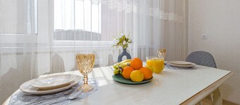 Уютная квартира. С закрытым двором и круглосуточной охраной 
В 10 минут до ТРЦ