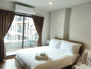 1 chambre, fer et planche à repasser, Wi-Fi gratuit, draps fournis