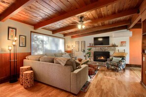 TV, fireplace, offices