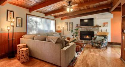 Cottage near Yosemite & Bass Lake, Orange Door