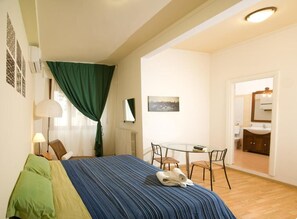 Iron/ironing board, free WiFi, bed sheets - camere con vista bed and breakfast (Lecce)