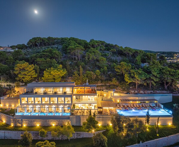 Front of property - Myzith Luxury Suites (Zakynthos)