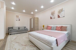 1 bedroom, iron/ironing board, WiFi, bed sheets