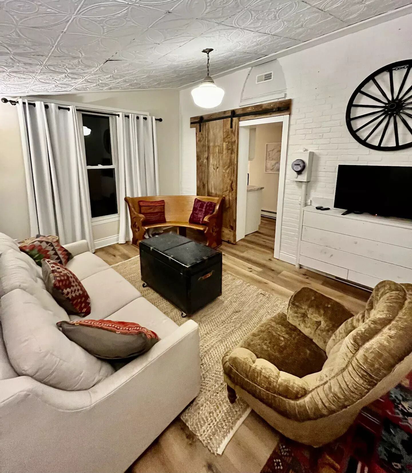 智能電視、壁爐