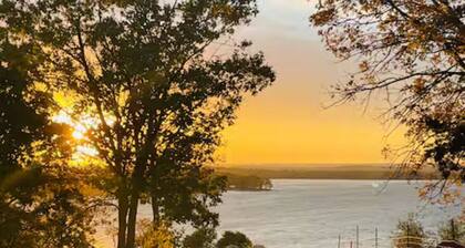 Delightful 2bdrm Church w/Incredible Water View!