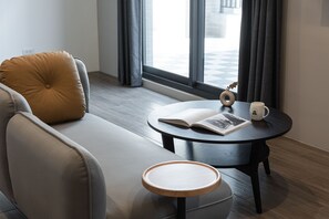 Luxury-Vierbettzimmer | Daunenbettdecken, kostenlose Minibar, Verdunkelungsvorhänge