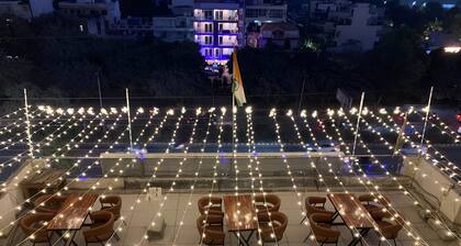 Oyster Pearl Near Medanta Hospital Sec39