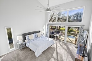 4 多间卧室、熨斗/熨衣板、旅行婴儿床、免费 WiFi