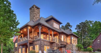 Lakefront, Spa, Dock+Beach, Game Room | Sunset Shores Resort: The Grand House