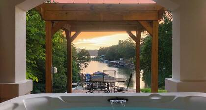 Lakefront Cove Retreat • Private Dock + Hot Tub + Sauna | Hummingbird Home