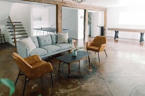 Smart TV, table tennis, offices