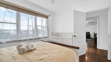 3 bedrooms, in-room safe, iron/ironing board, free WiFi