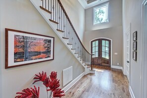 Interior - New Dock & Custom Home | Dock Holiday by AvantStay (Huntersville)