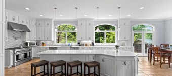 Flip Flop Therapy by AvantStay | Lakefront Home w/ Game Room & Dock Access