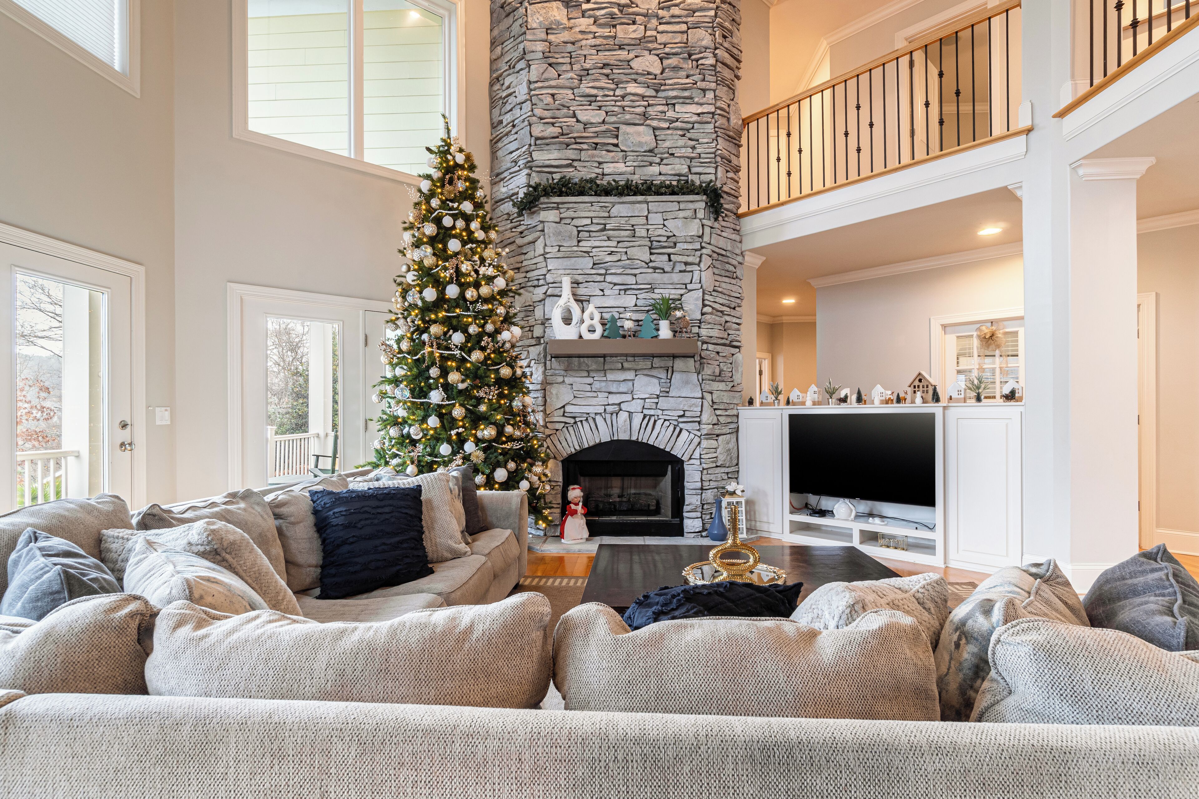 智能电视、电子游戏、乒乓球、办公室