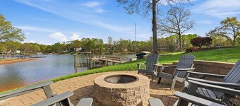Kool Breeze by AvantStay | Boat Ramp + Hot Tub