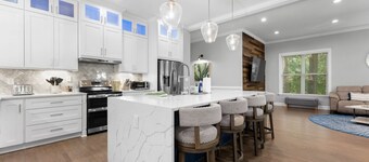 Laid Back Lake Life by AvantStay | Waterfront View