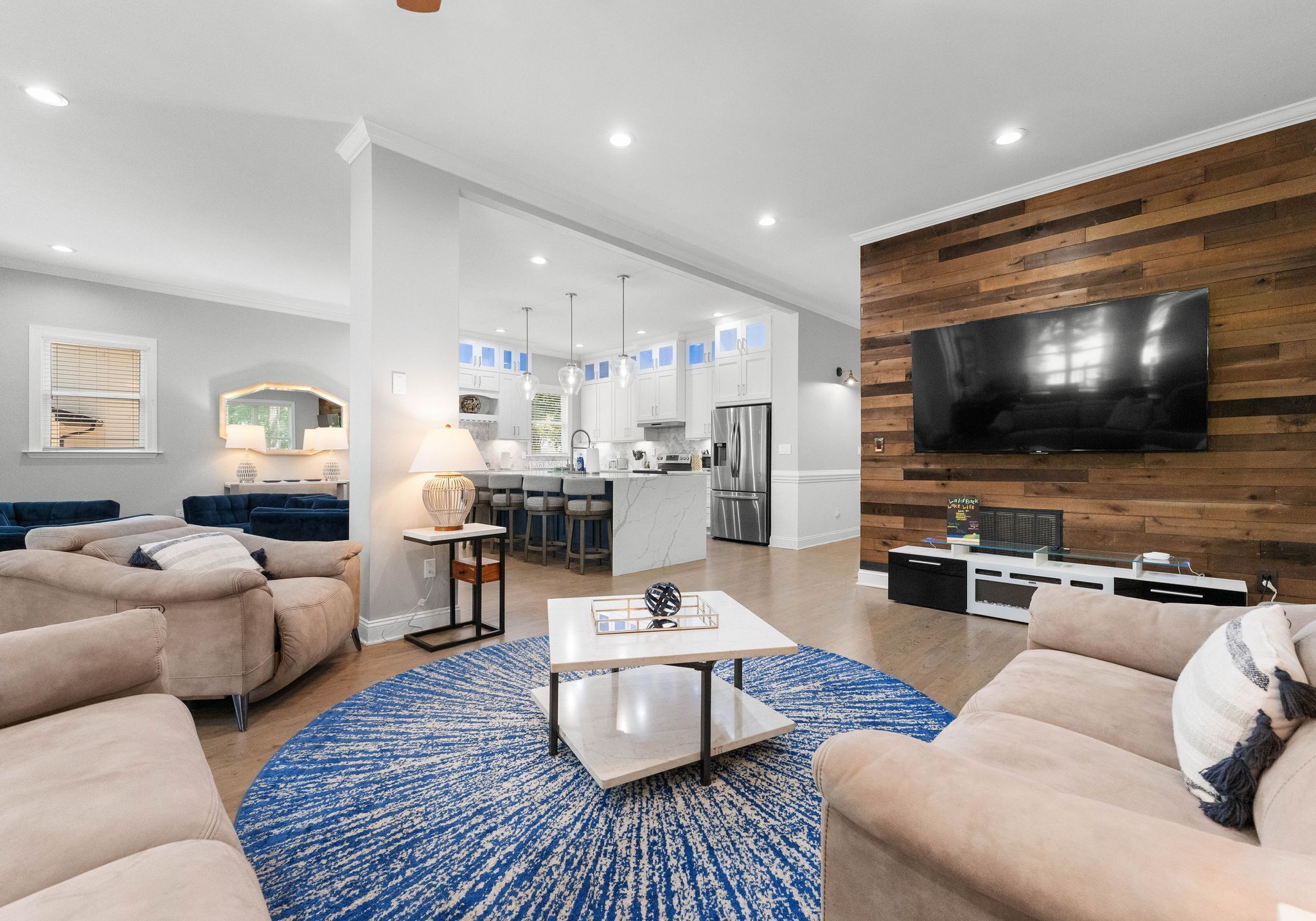 Laid Back Lake Life by AvantStay | Waterfront View