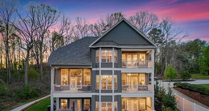 Sleeps 22 | Lakefront w/ Private Dock, Pool, Hot Tub | Lake Living by AvantStay