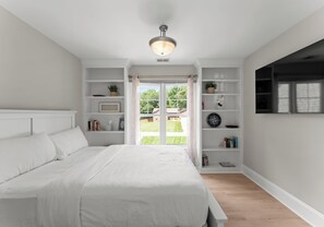 6 bedrooms, iron/ironing board, travel crib, free WiFi - Making Waves by AvantStay | Sleeps 20 + Pool (Denver)