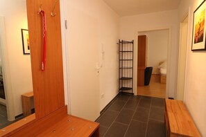 Interior - Holiday Home near Essen Trade Fair & Terrace (Essen)