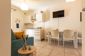 Dining room - Tastefully Furnished Flat With Solarium (San Michele al Tagliamento)