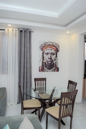 Dining - Enjoy your stay in a spacious 2 bedroom apartment with the best Sea view (Mombasa)