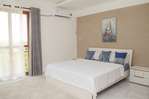 2 bedrooms, iron/ironing board, bed sheets - Enjoy your stay in a spacious 2 bedroom apartment with the best Sea view (Mombasa)