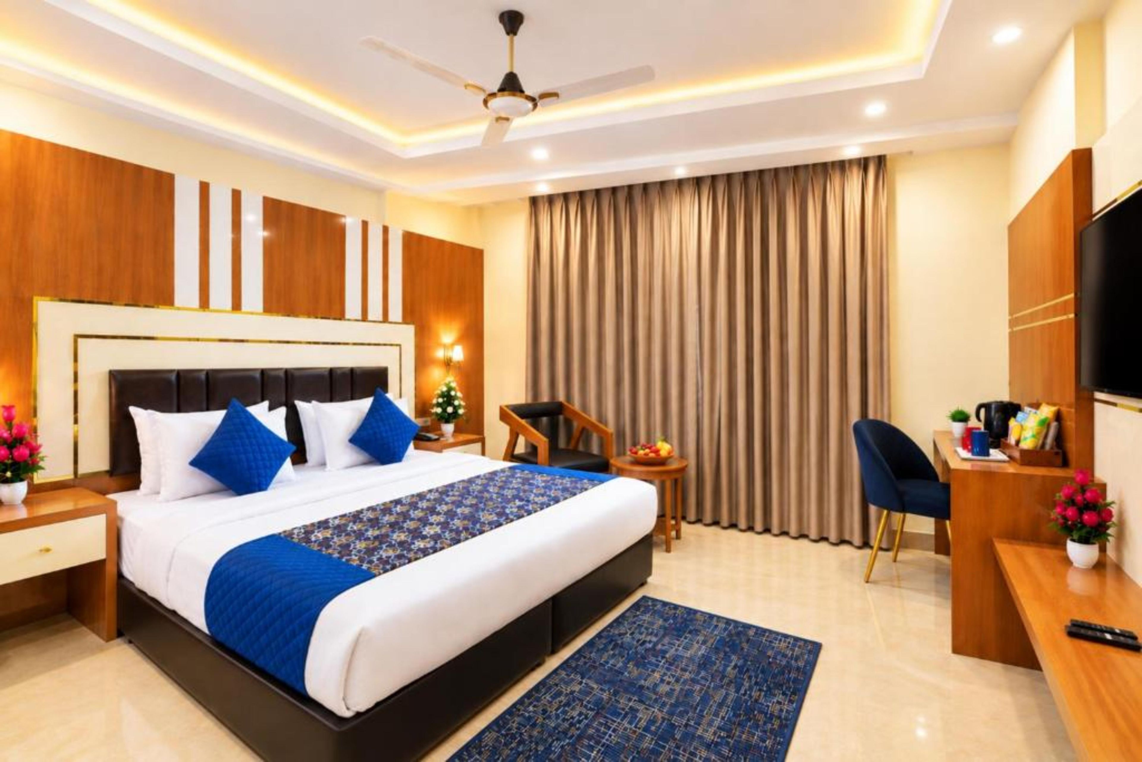 Superior Studio With View | 1 bedroom, Egyptian cotton sheets, premium bedding, down comforters