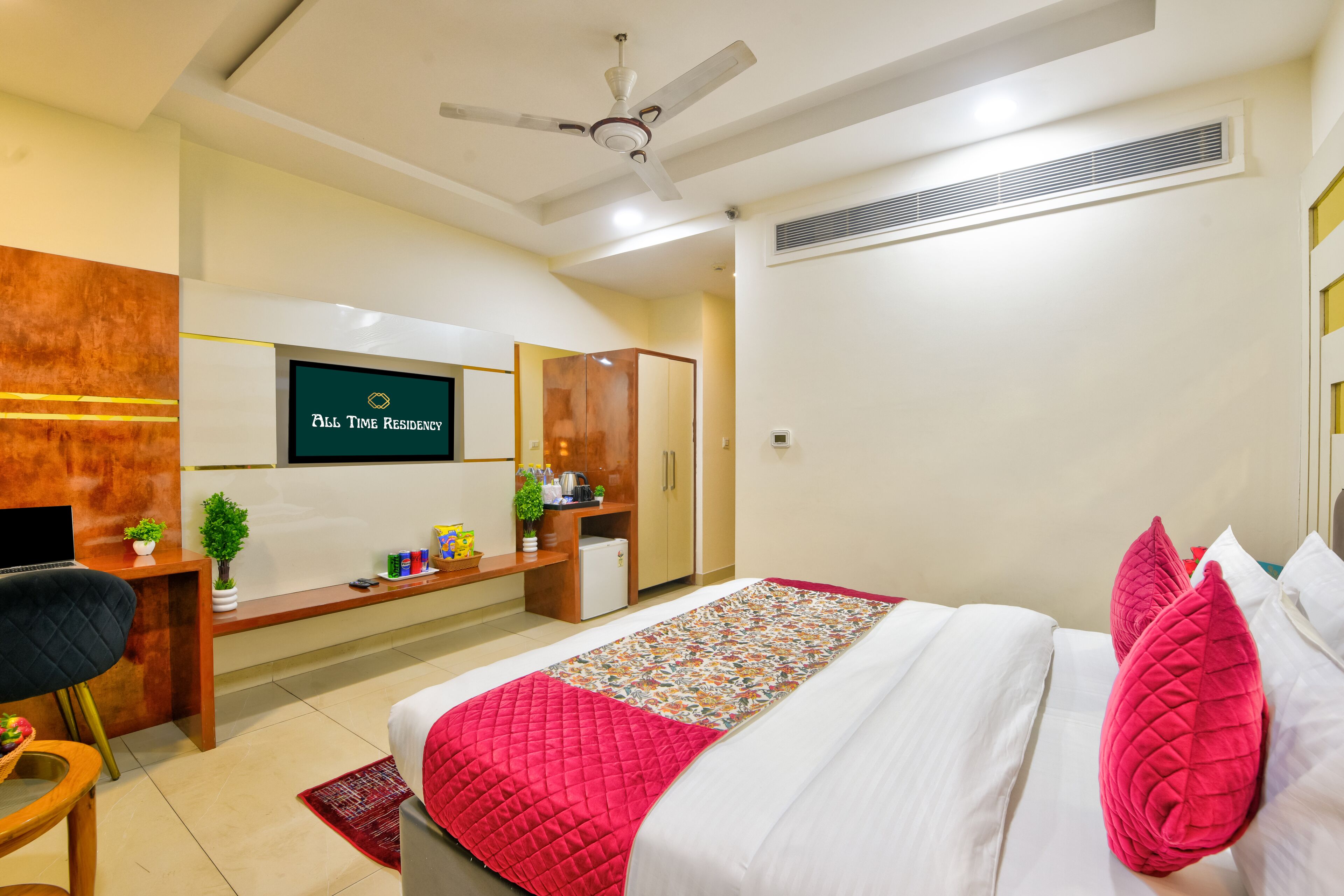 1 chambre, literie de qualité supérieure, bureau