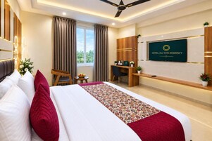 Premier Room With One way airport transfers | 1 dormitorio, sábanas de algodón egipcio, ropa de cama de alta calidad