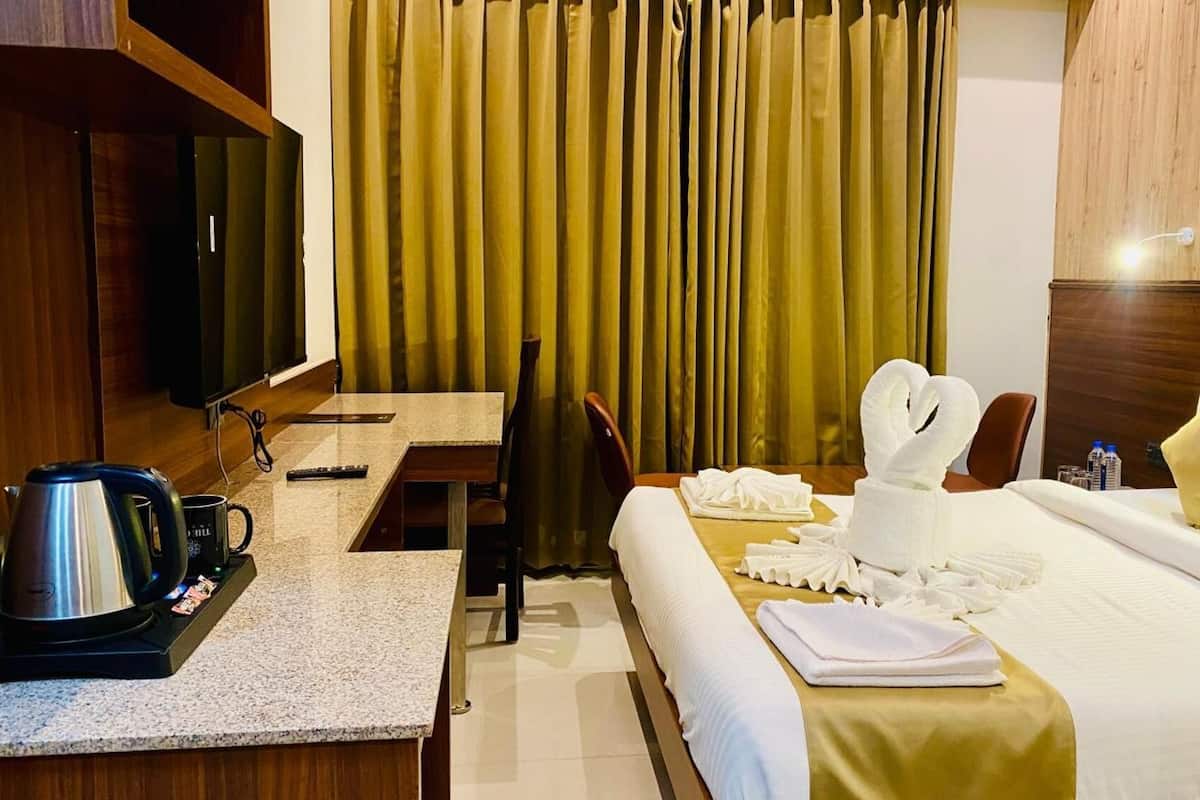 1 habitación, ropa de cama de alta calidad y escritorio