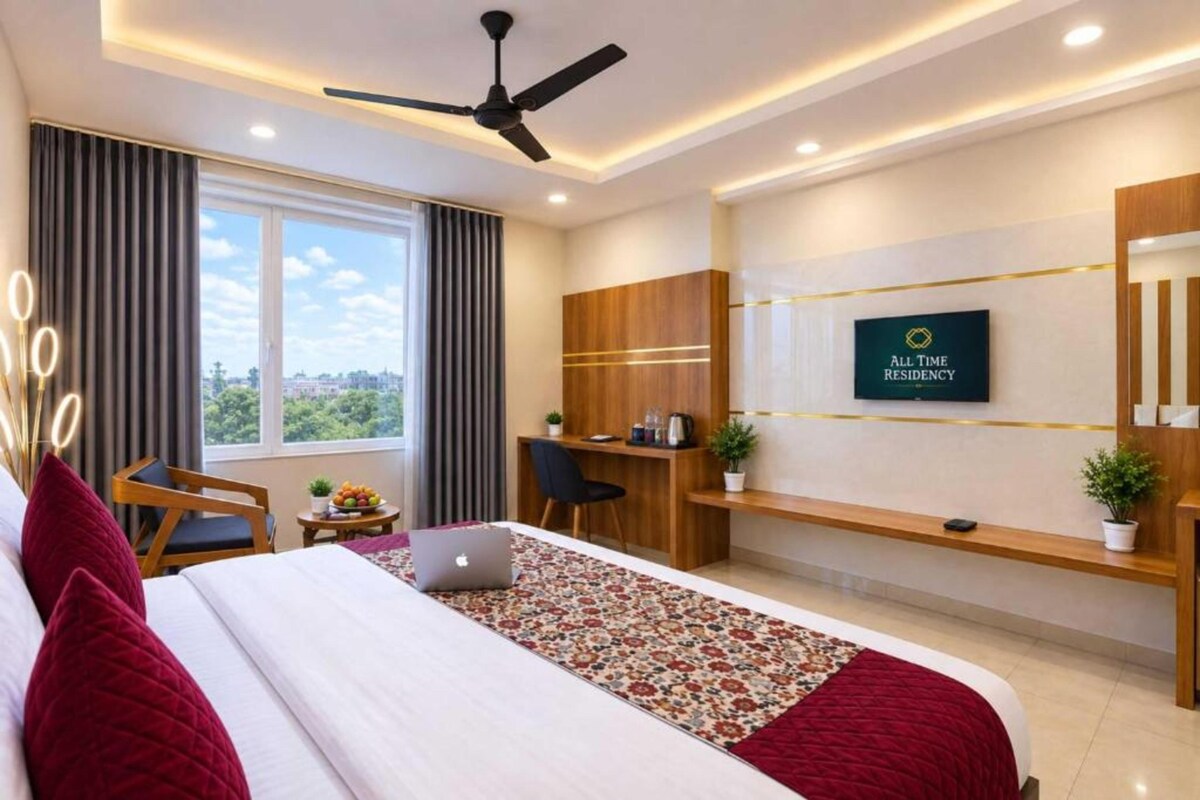 Premier Room with Airport Transfer | 1 bedroom, Egyptian cotton sheets, premium bedding, down comforters