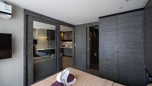 1 chambre, fer et planche à repasser, Wi-Fi gratuit